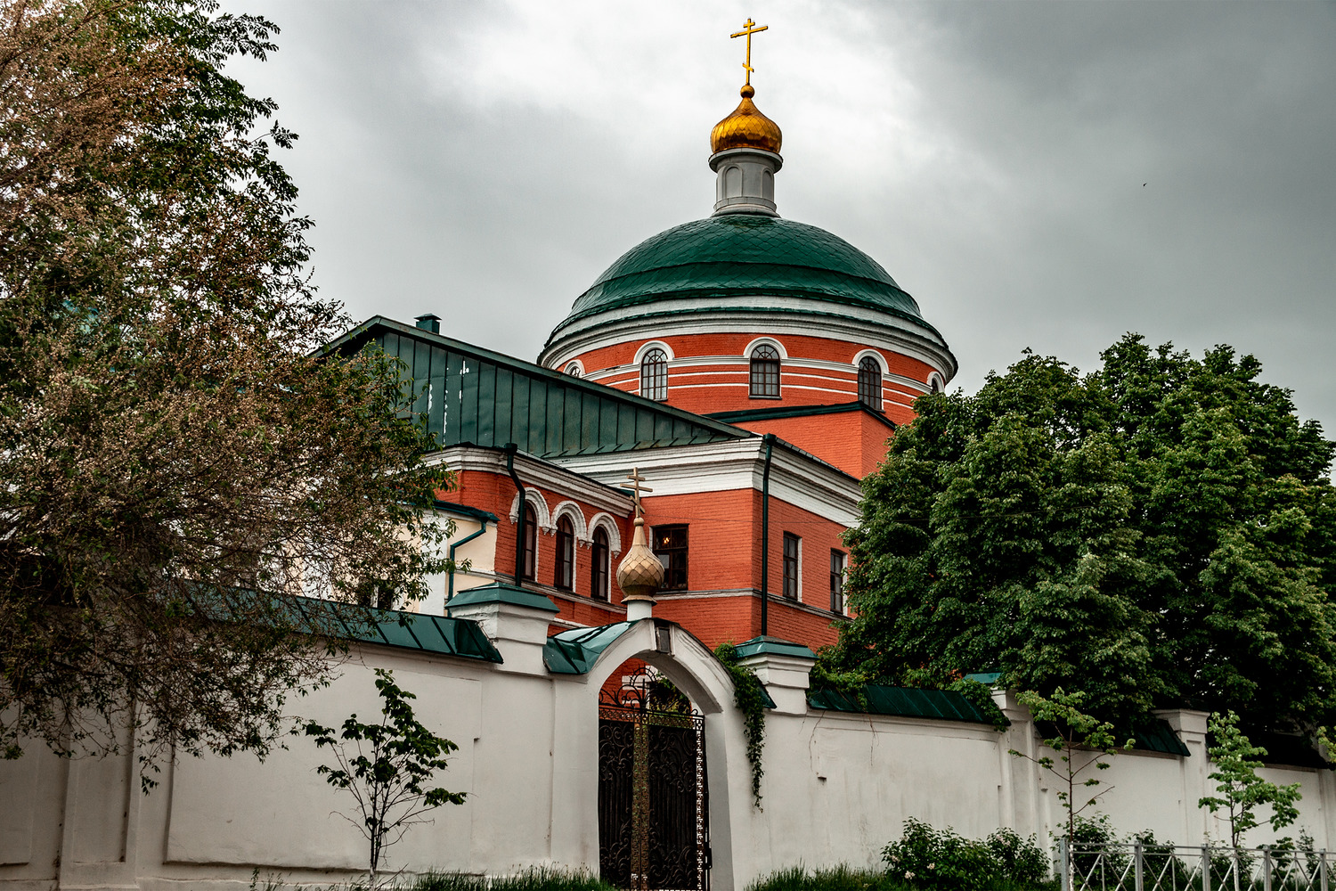 Русская православная храмовая архитектура в Казани: исторические церкви и  соборы - Инде