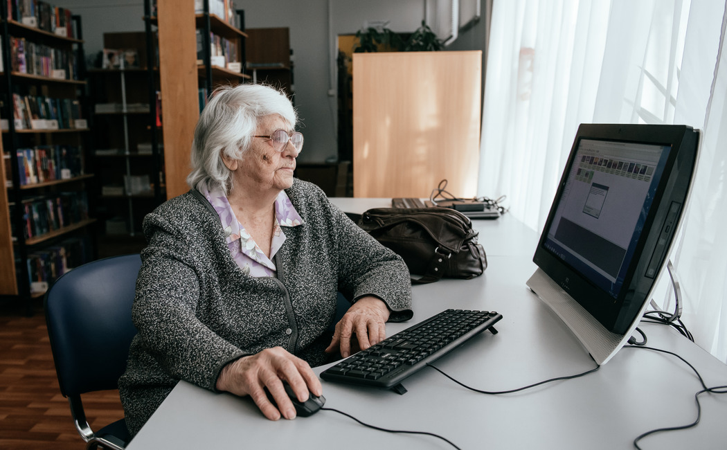 знакомства пенсионеров по интернету третий возраст