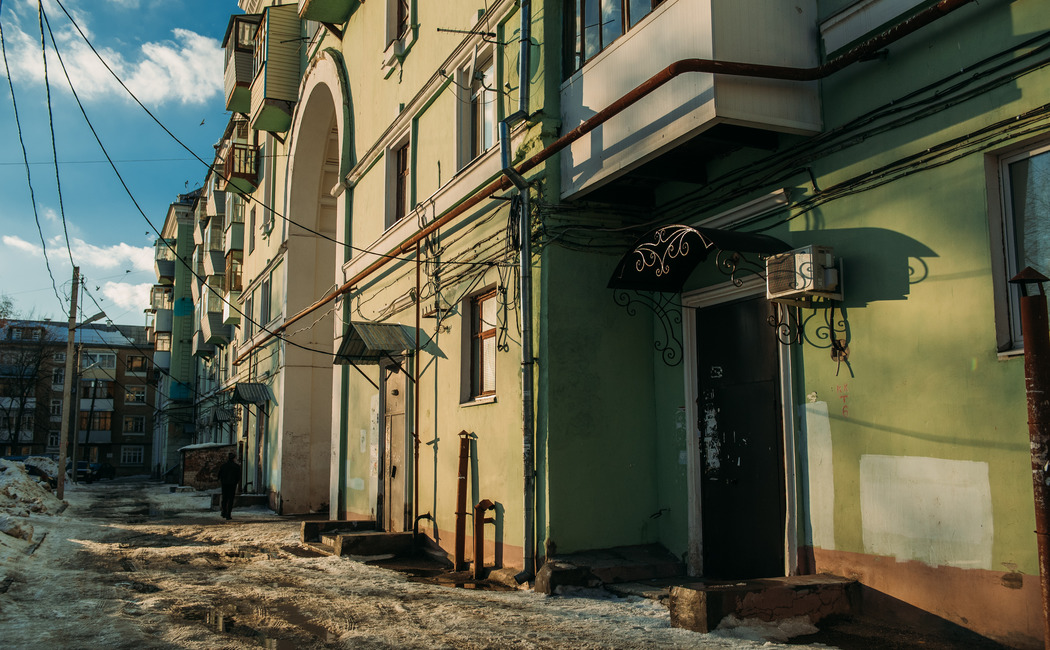Дом с историей. Как живется в зеленом доме в Соцгороде