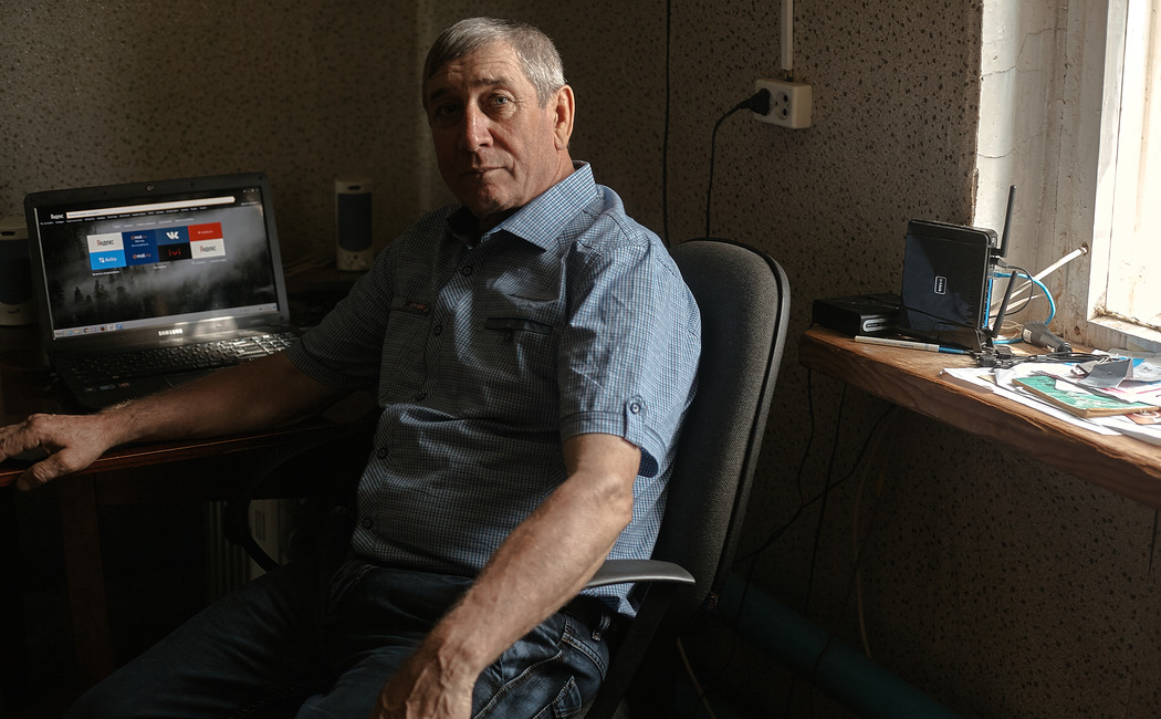 «Эти влогеры — полная ерунда». Жители татарстанской глубинки исследуют мир интернета